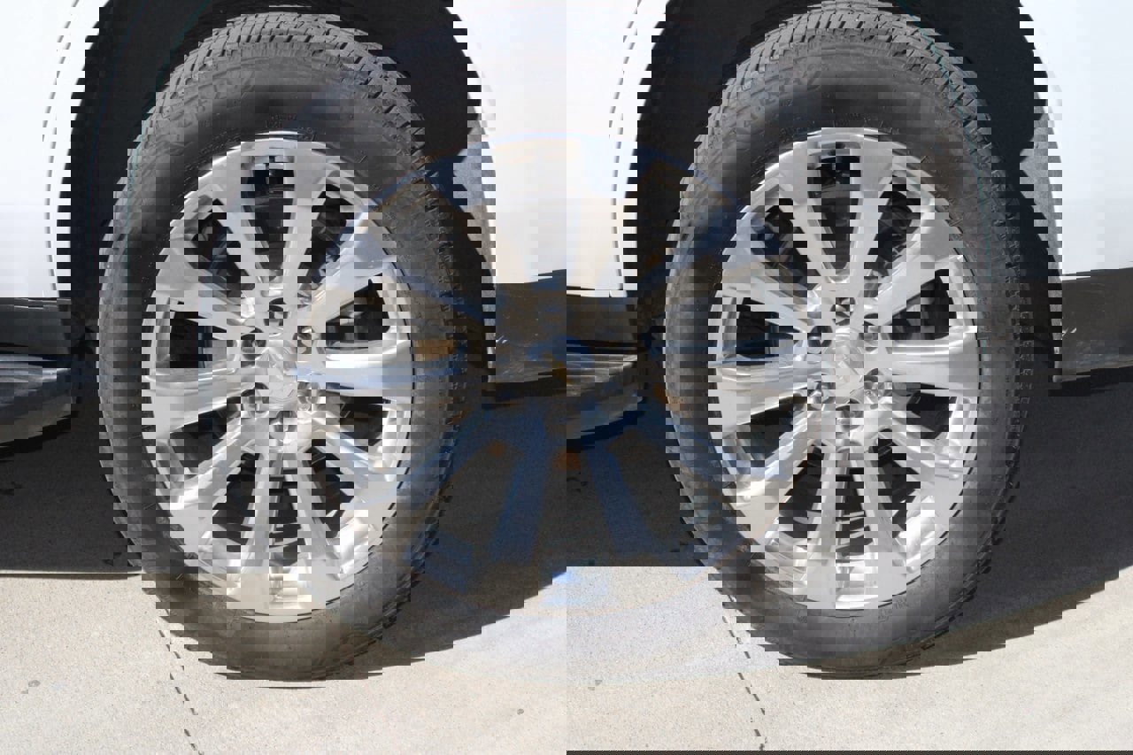 Used 2021 Chevrolet Tahoe Premier w/ Premium Package image 33