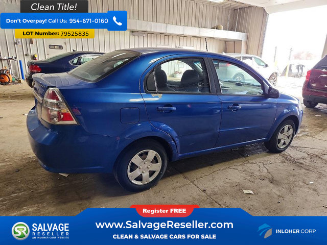 Used 2009 Chevrolet Aveo LT w/ Power and Convenience Package image 4