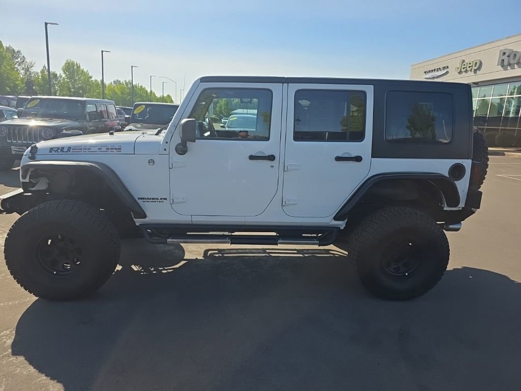 Used 2012 Jeep Wrangler Unlimited Rubicon AWD/4WD image 2