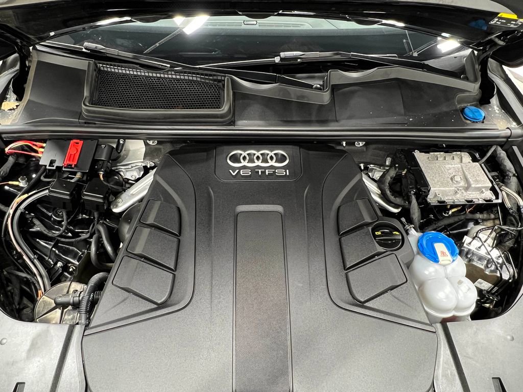 Used 2017 Audi Q7 3.0T Prestige w/ Prestige Package AWD/4WD image 33
