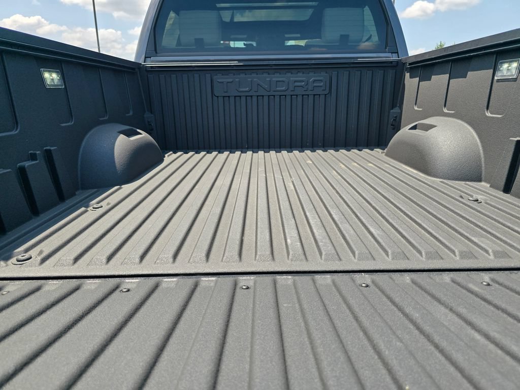 Used 2025 Toyota Tundra Capstone AWD/4WD image 15
