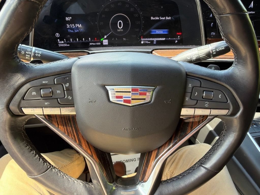 Used 2022 Cadillac Escalade Luxury AWD/4WD image 24