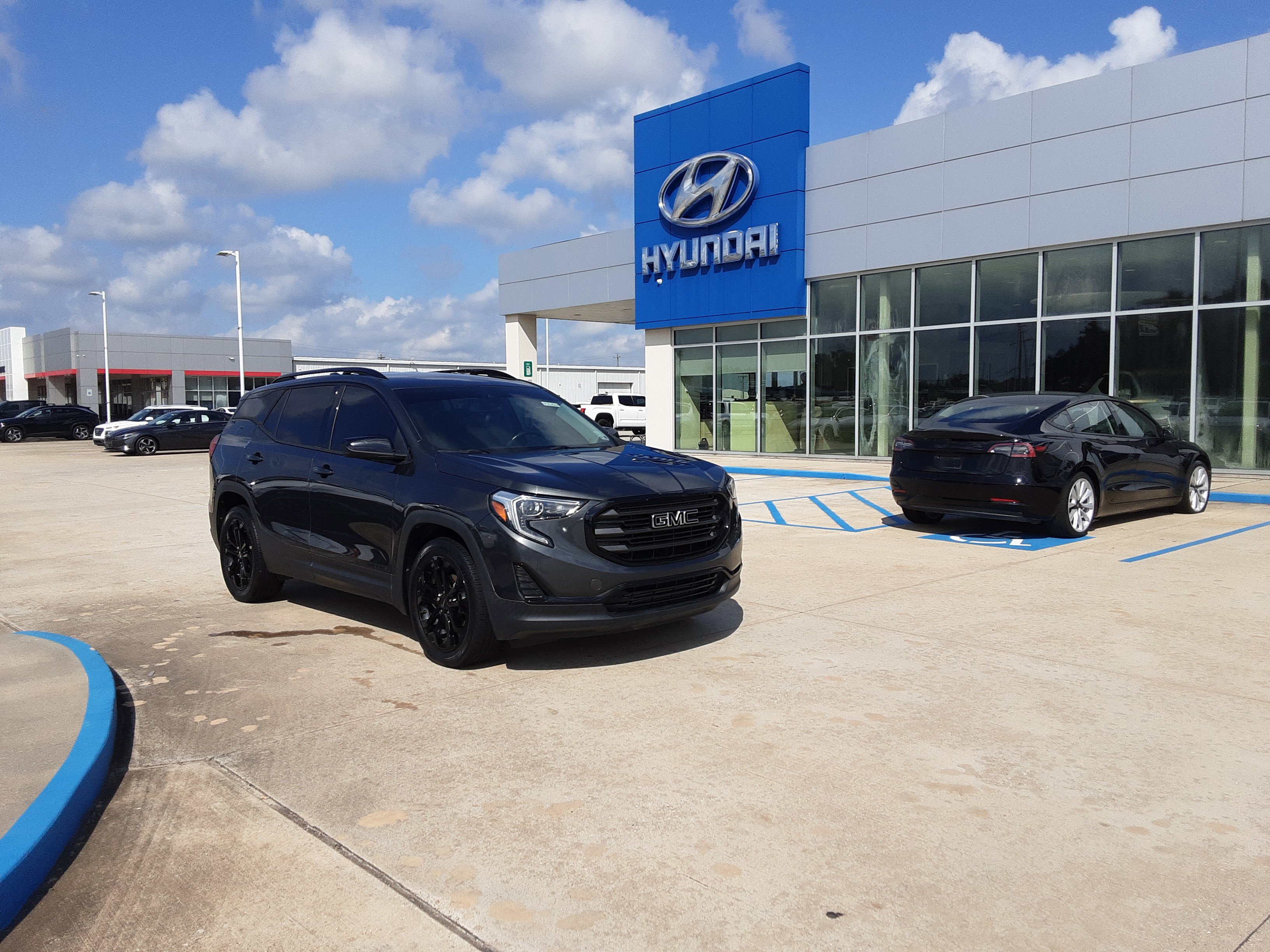 Used 2020 GMC Terrain SLE w/ Driver Convenience Package
