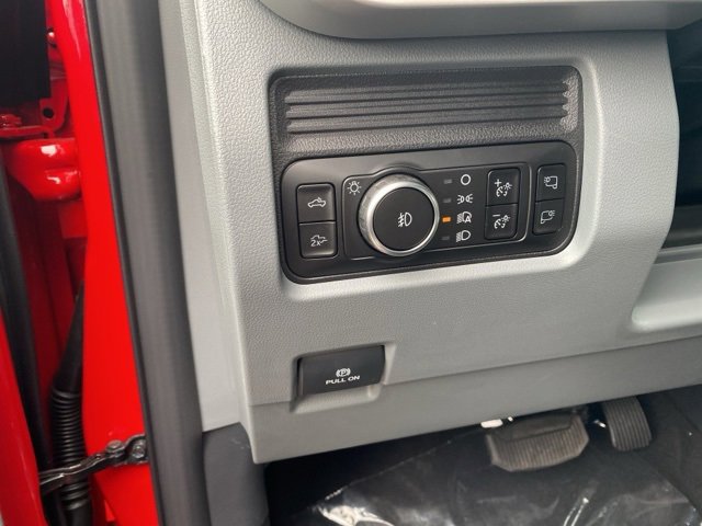 New 2026 Ford F350 XLT w/ XLT Premium Package image 5