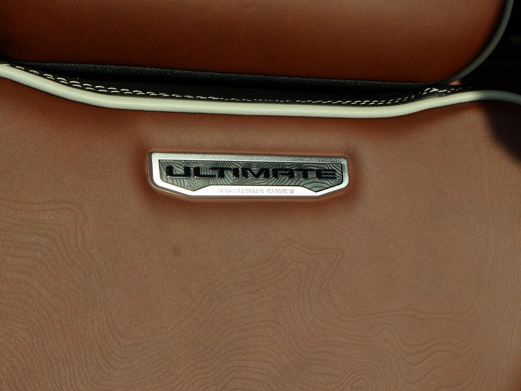 Used 2024 GMC Sierra 2500 Denali Ultimate w/ Max Trailering Package image 15