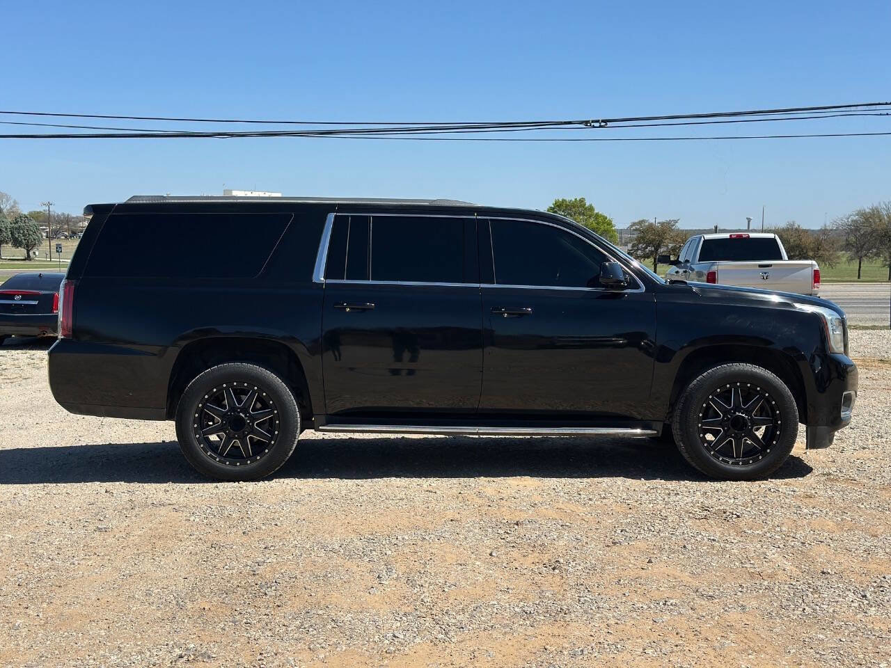 Used 2015 GMC Yukon XL SLT w/ Open Road Package image 7