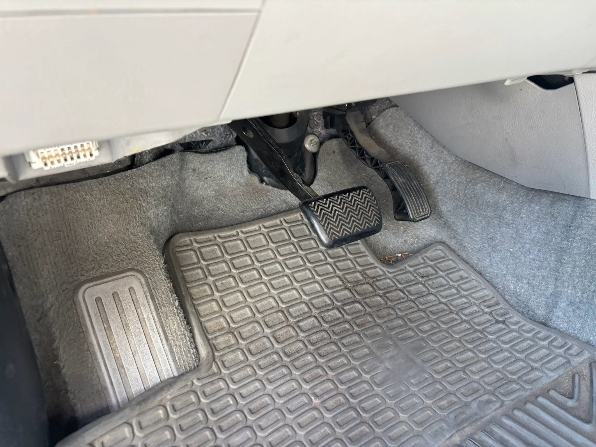 Used 2011 Toyota RAV4 4WD w/ Base L4 Extra Value Pkg image 31