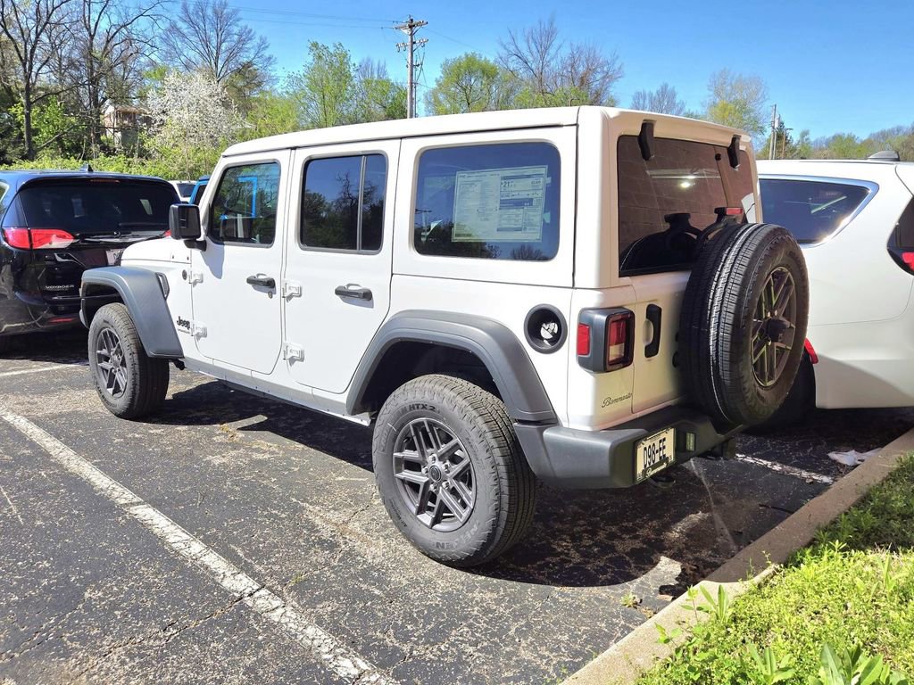 Certified 2025 Jeep Wrangler Sport S image 3