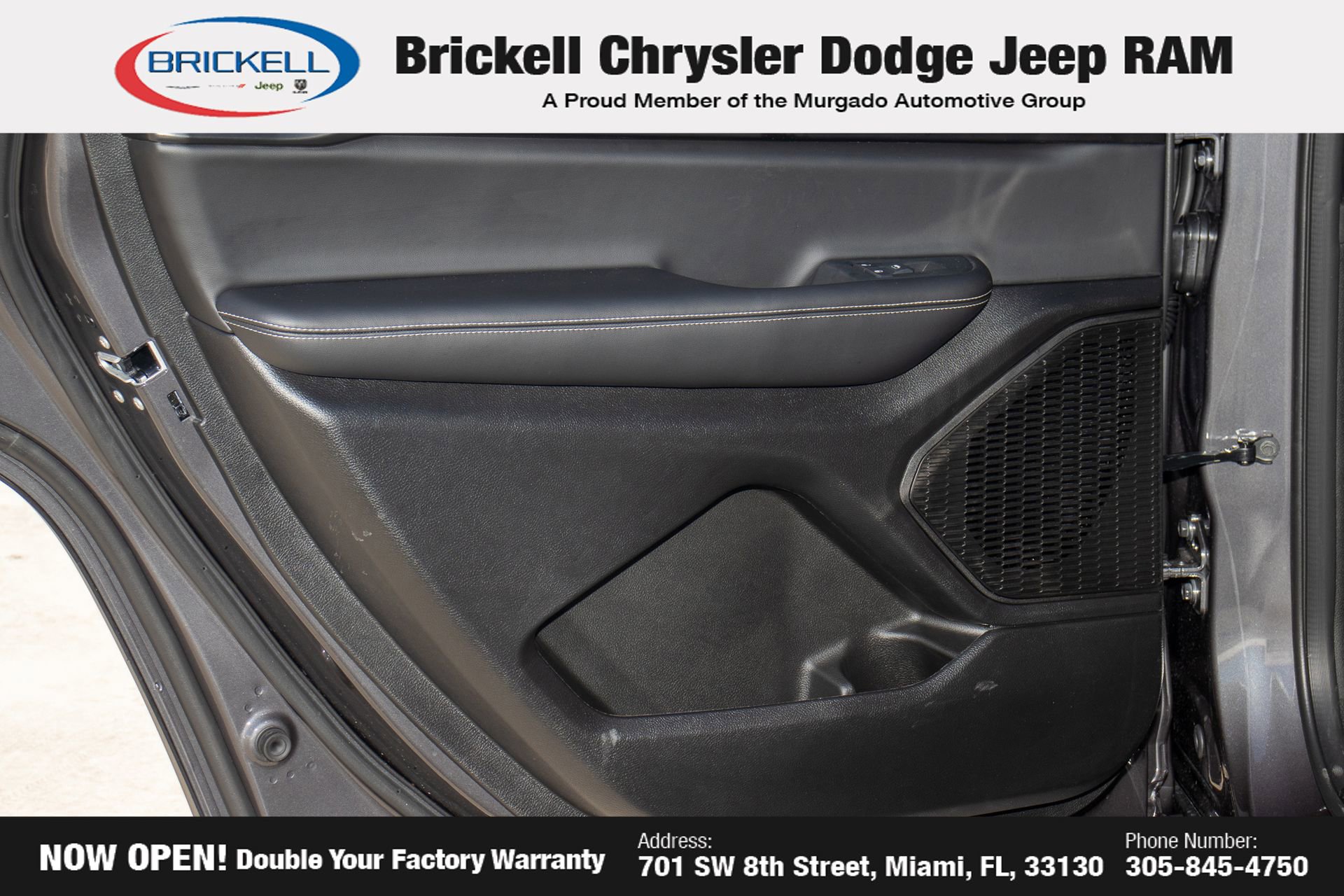 Used 2025 Jeep Grand Cherokee L Altitude AWD/4WD image 13