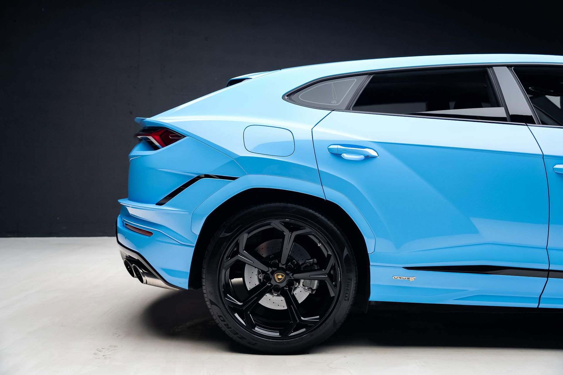Used 2024 Lamborghini Urus S AWD/4WD image 37