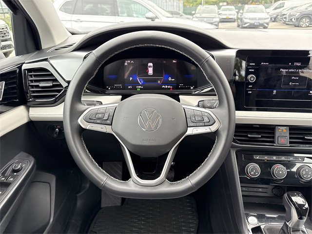 Used 2025 Volkswagen Taos S image 15