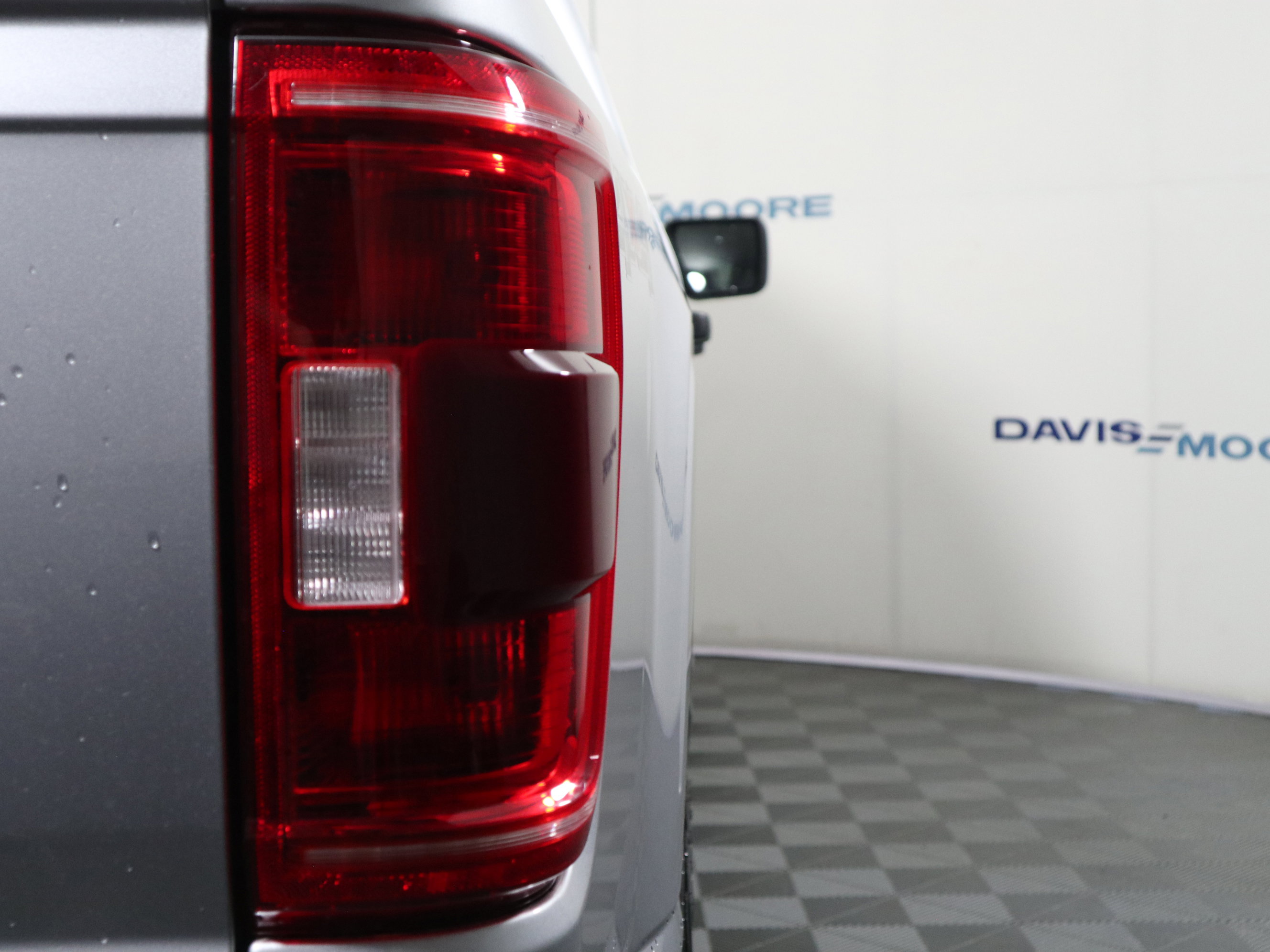 Used 2023 Ford F150 XLT image 6