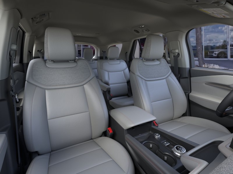 New 2026 Ford Explorer Active w/ Active Comfort Package RWD image 10