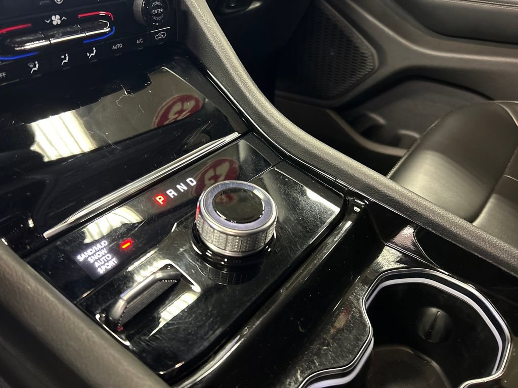 Certified 2023 Jeep Grand Cherokee L Limited AWD/4WD image 25