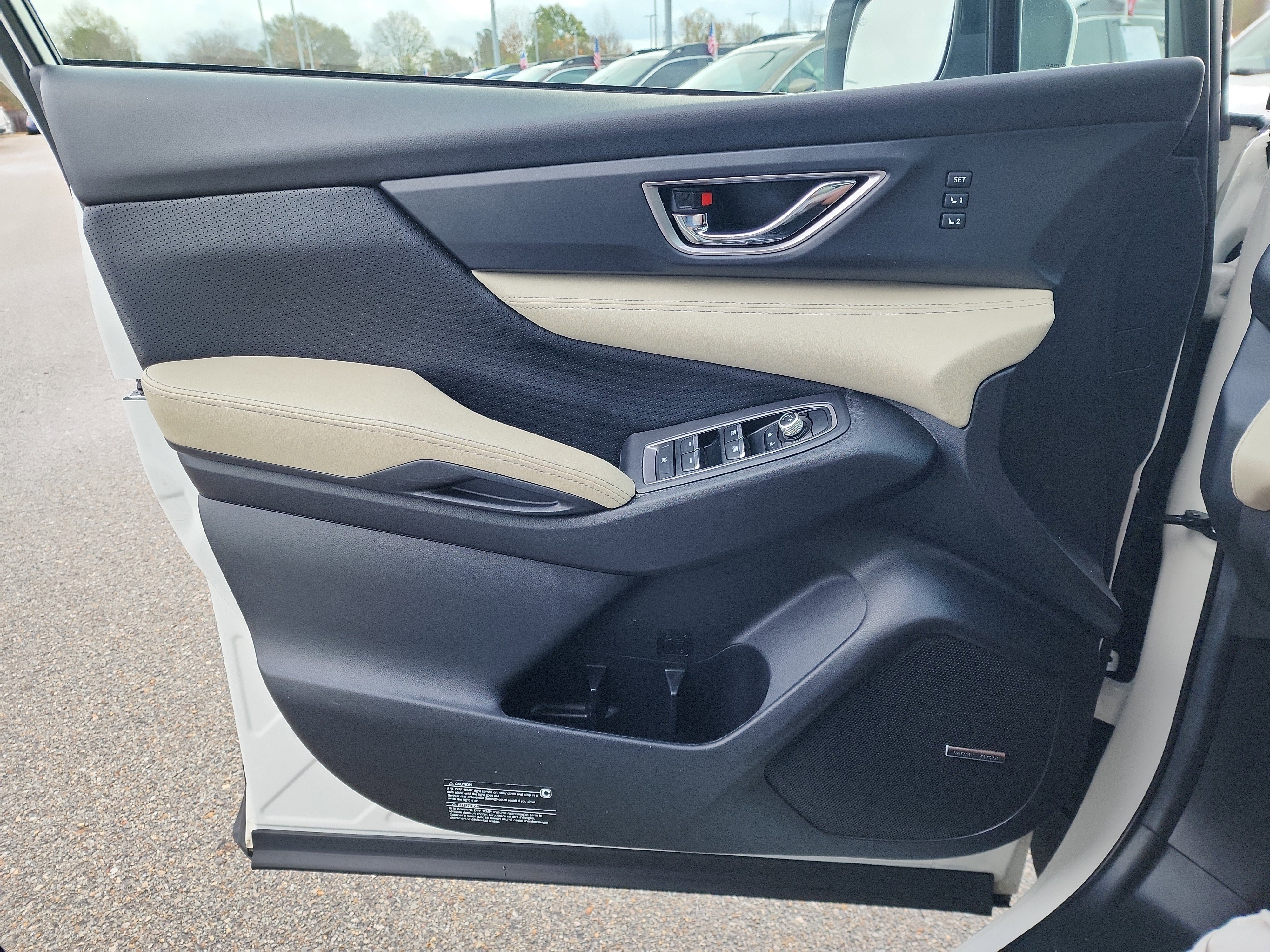 Used 2022 Subaru Ascent Limited w/ Technology Package image 19