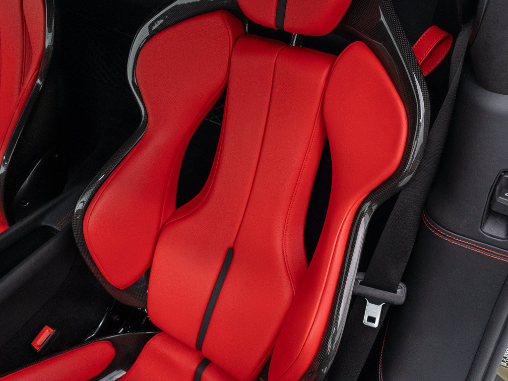 Used 2023 Ferrari 296 GTB RWD image 17