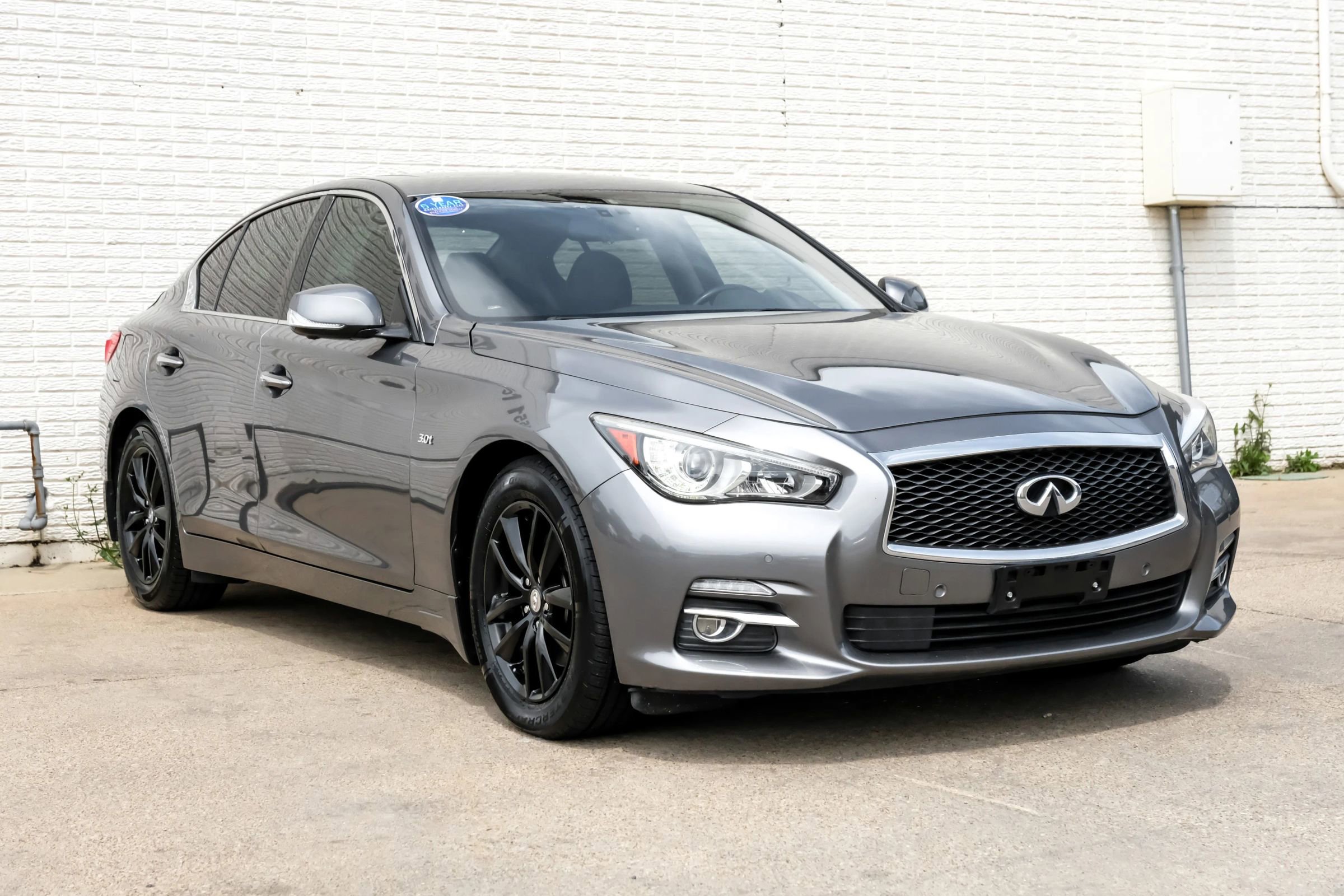 Used 2017 INFINITI Q50 3.0t Premium w/ Driver Assistance Package image 6