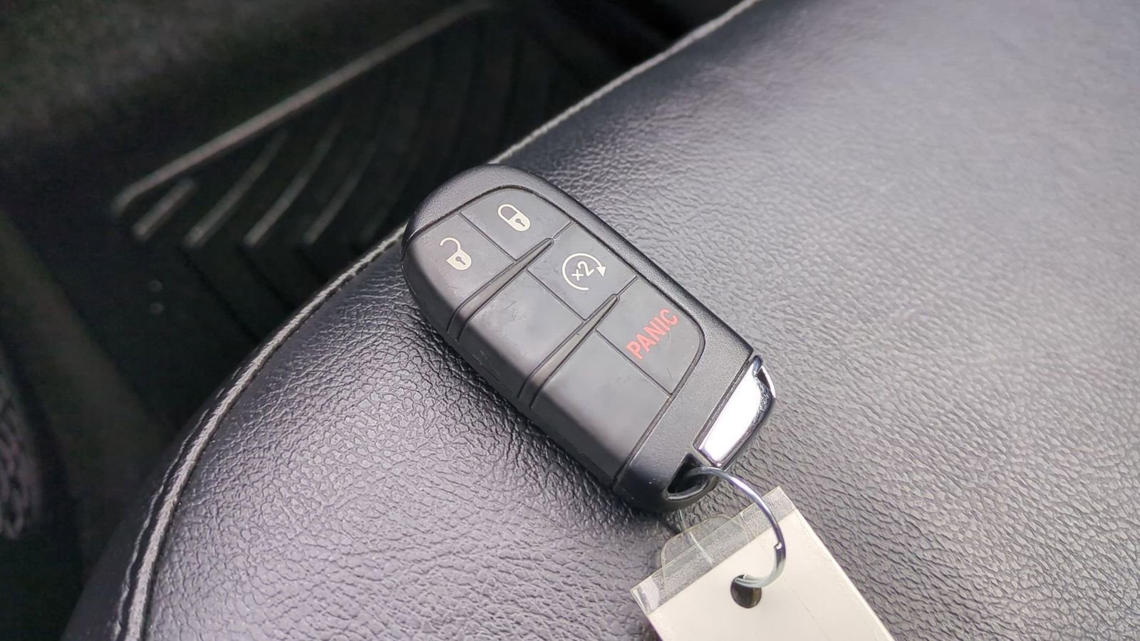 Used 2020 Jeep Compass Limited image 37