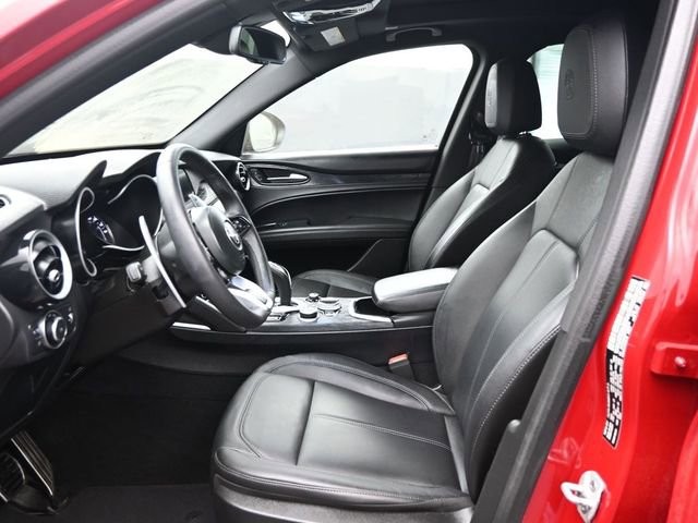 Used 2023 Alfa Romeo Stelvio Sprint AWD/4WD image 6