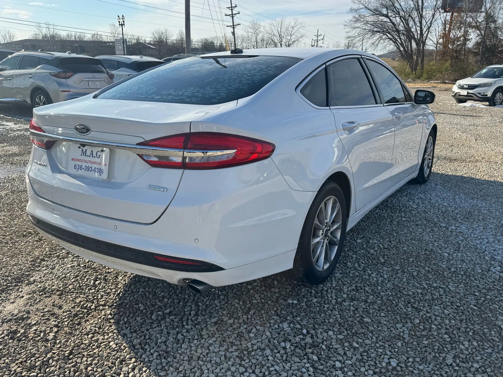 Used 2017 Ford Fusion SE w/ Fusion SE Technology Package image 5