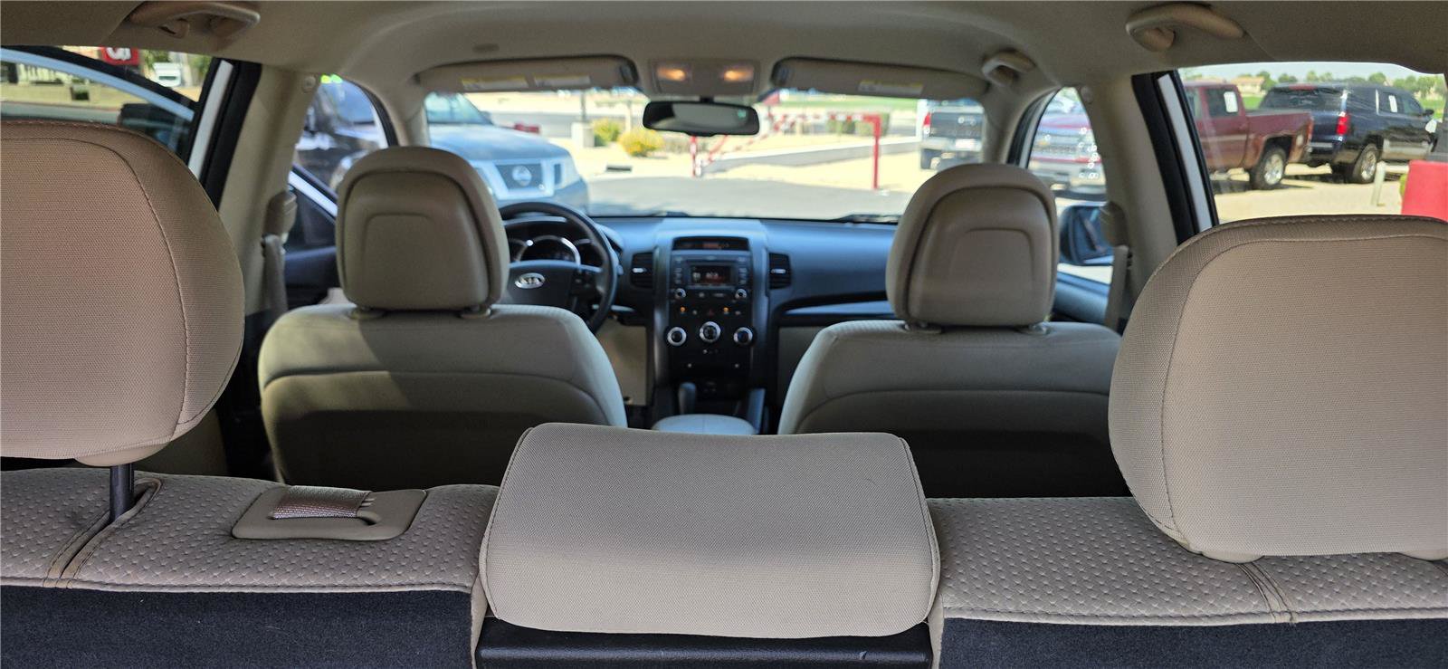 Used 2013 Kia Sorento LX w/ Convenience Pkg FWD image 11