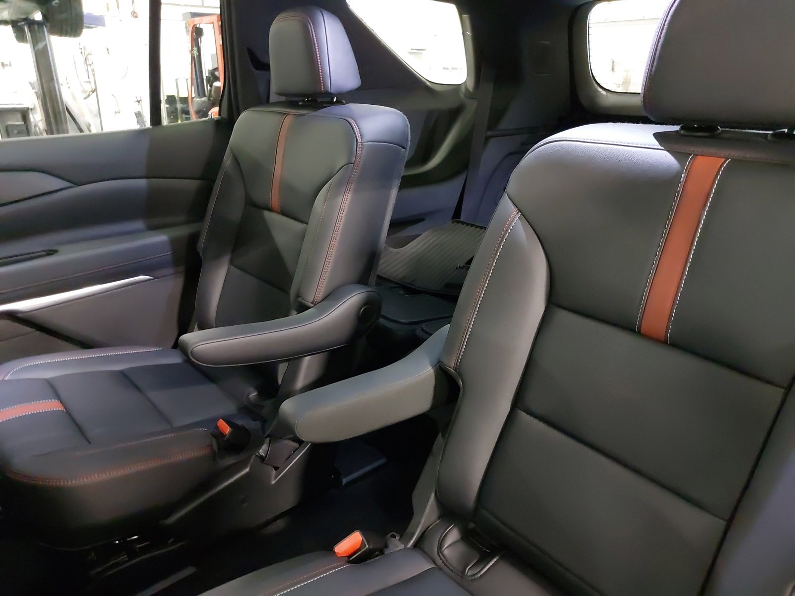 Used 2024 Chevrolet Traverse RS w/ LPO, Floor Liner Package image 15