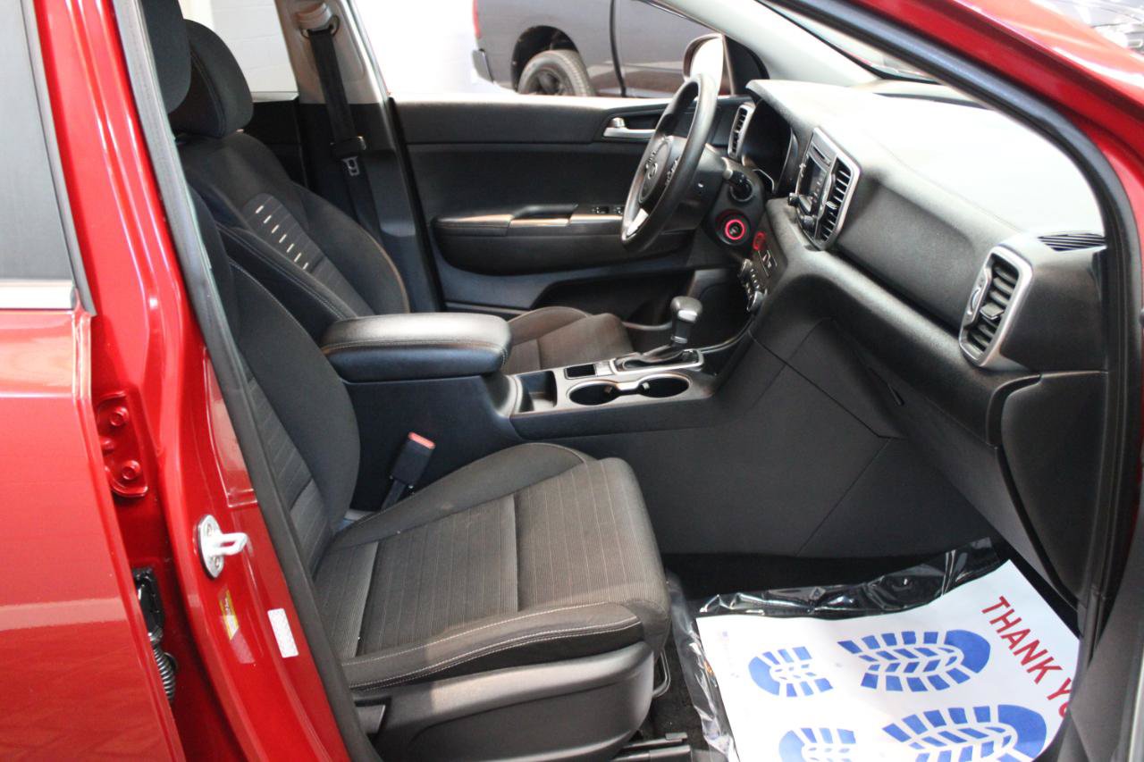 Used 2018 Kia Sportage LX AWD/4WD image 22