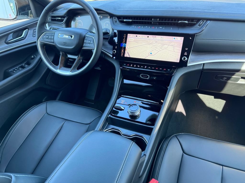 New 2027 Jeep Grand Cherokee Limited AWD/4WD image 11