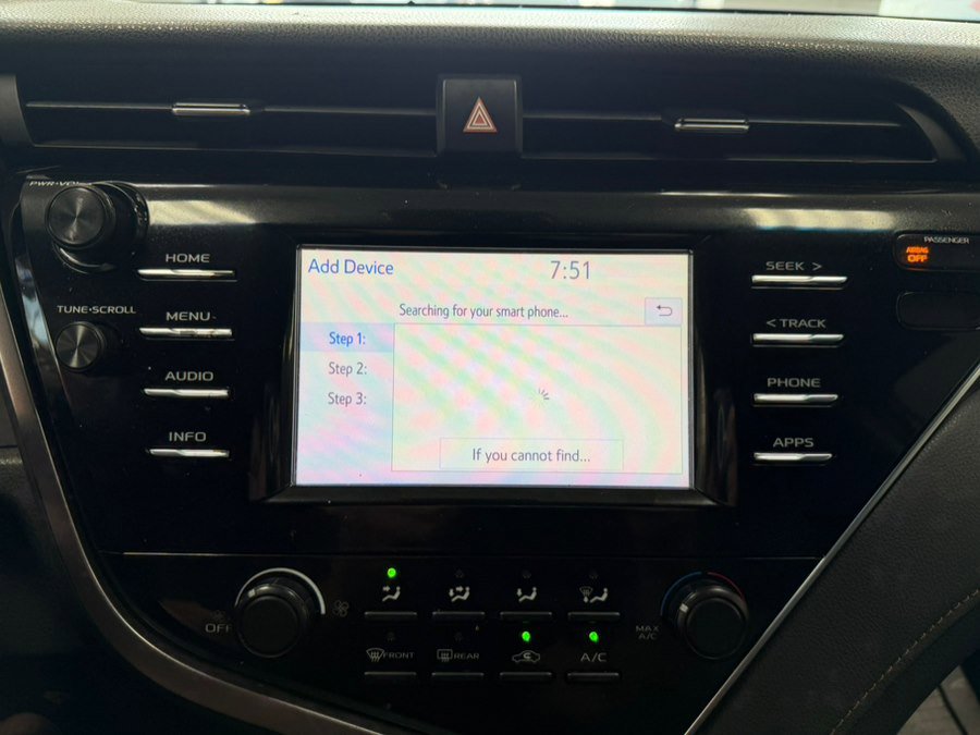 Used 2018 Toyota Camry LE FWD image 46