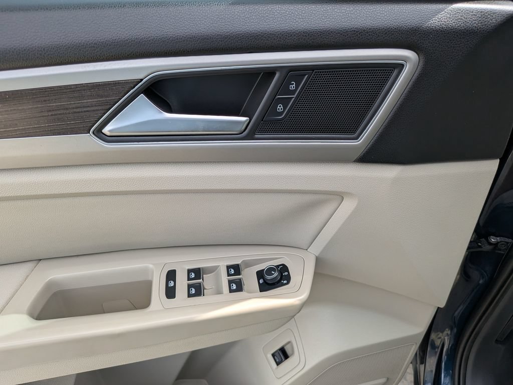 Used 2018 Volkswagen Atlas SE AWD/4WD image 20