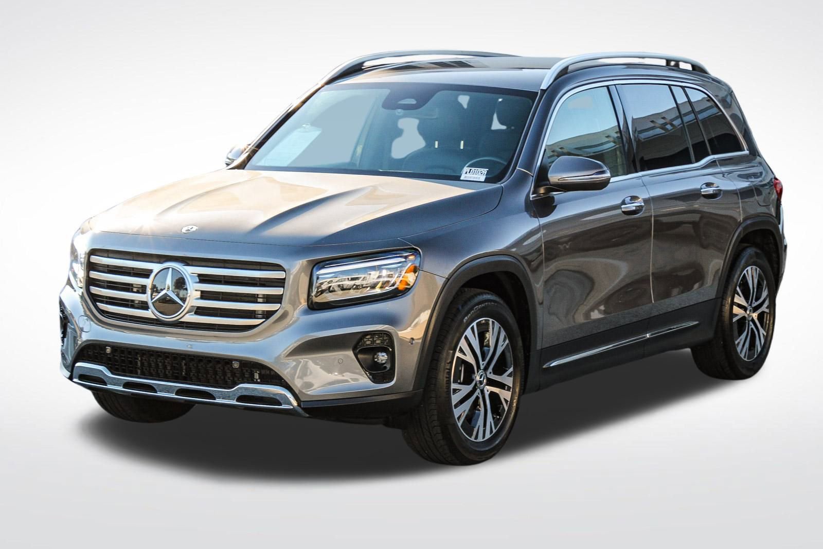 Certified 2024 Mercedes-Benz GLB 250 image 3