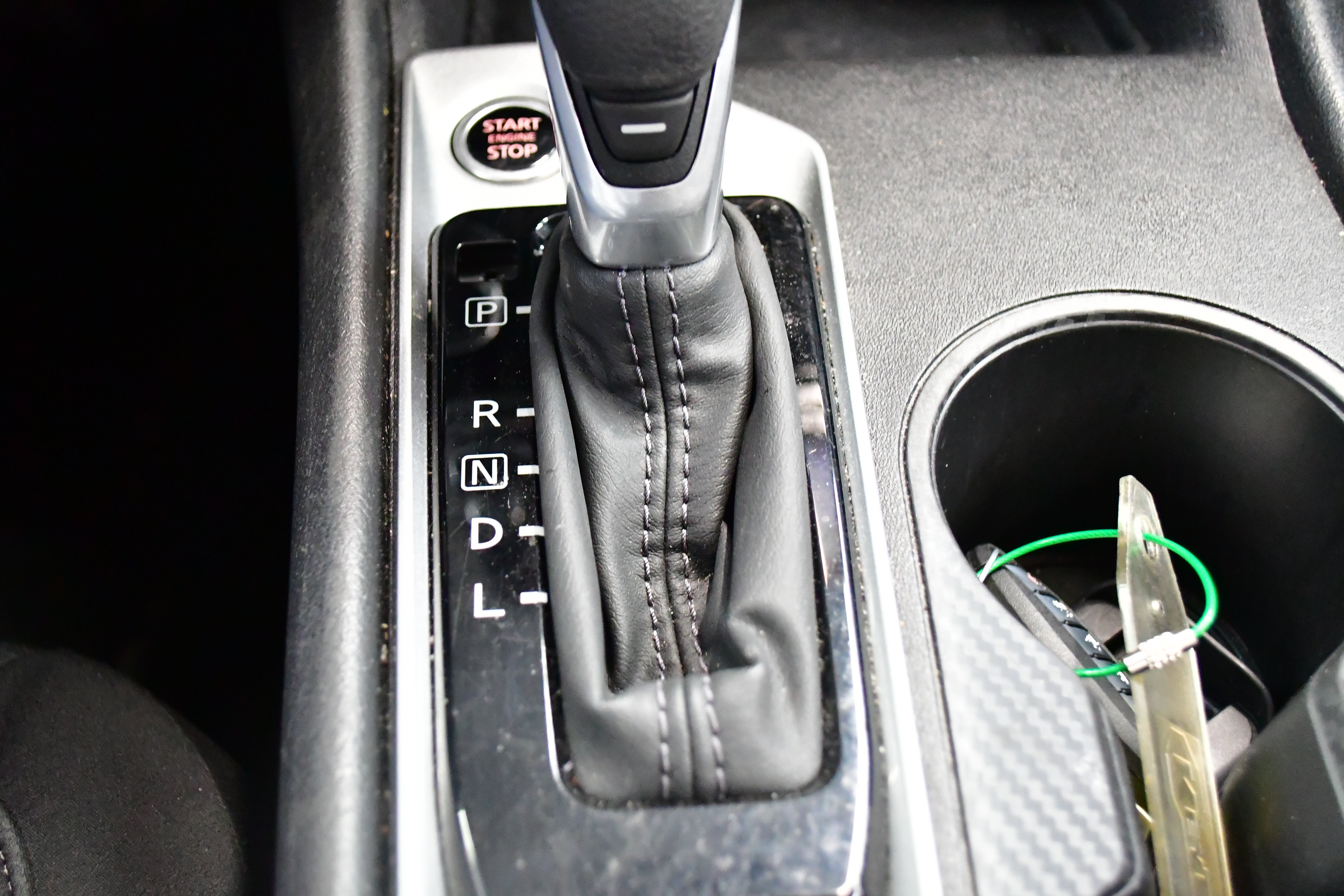 Used 2025 Nissan Altima 2.5 SV FWD image 28