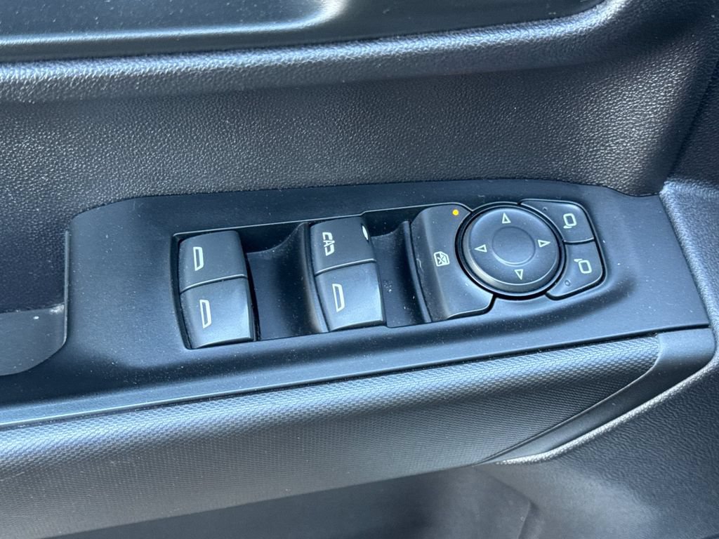 Used 2023 Chevrolet Silverado 1500 Custom RWD image 11
