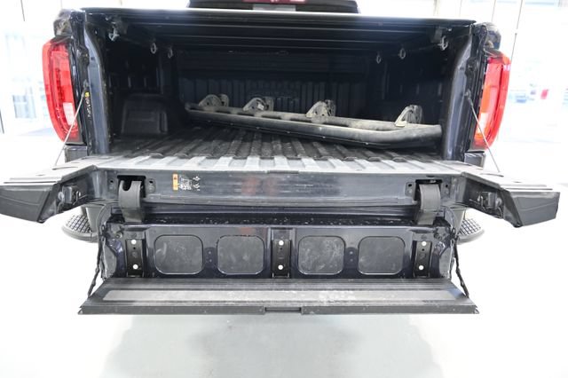 Used 2022 GMC Sierra 1500 AT4 AWD/4WD image 9