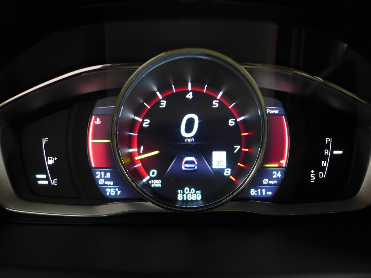 Used 2016 Volvo XC70 T5 Platinum w/ Protection Package image 16