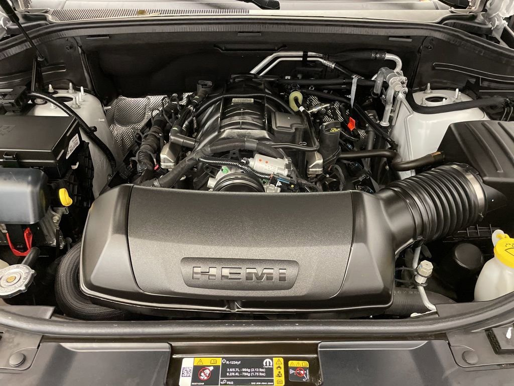 Certified 2025 Dodge Durango R/T image 35