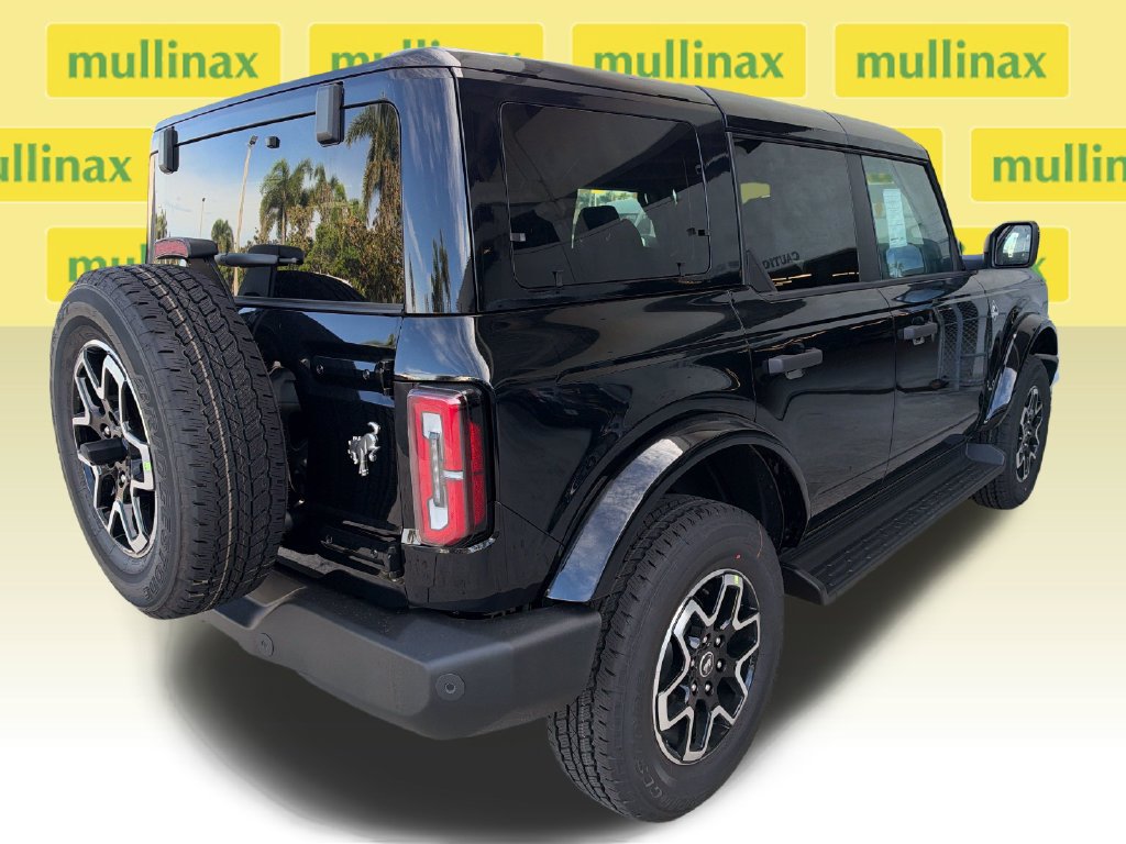 New 2026 Ford Bronco Outer Banks AWD/4WD image 15
