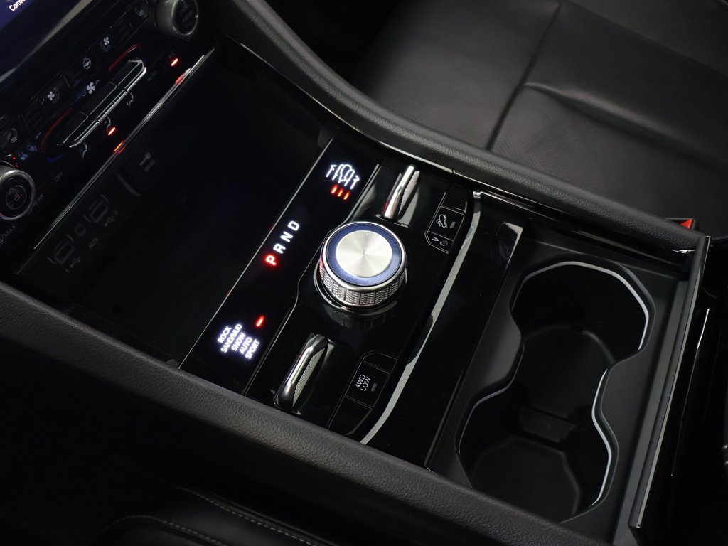 Used 2022 Jeep Grand Cherokee Overland w/ Luxury Tech Group IV image 63