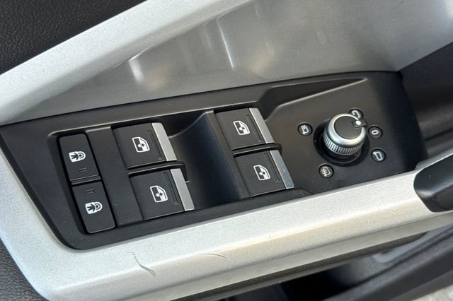 Used 2022 Audi Q3 2.0T Premium Plus w/ Premium Plus Package image 12