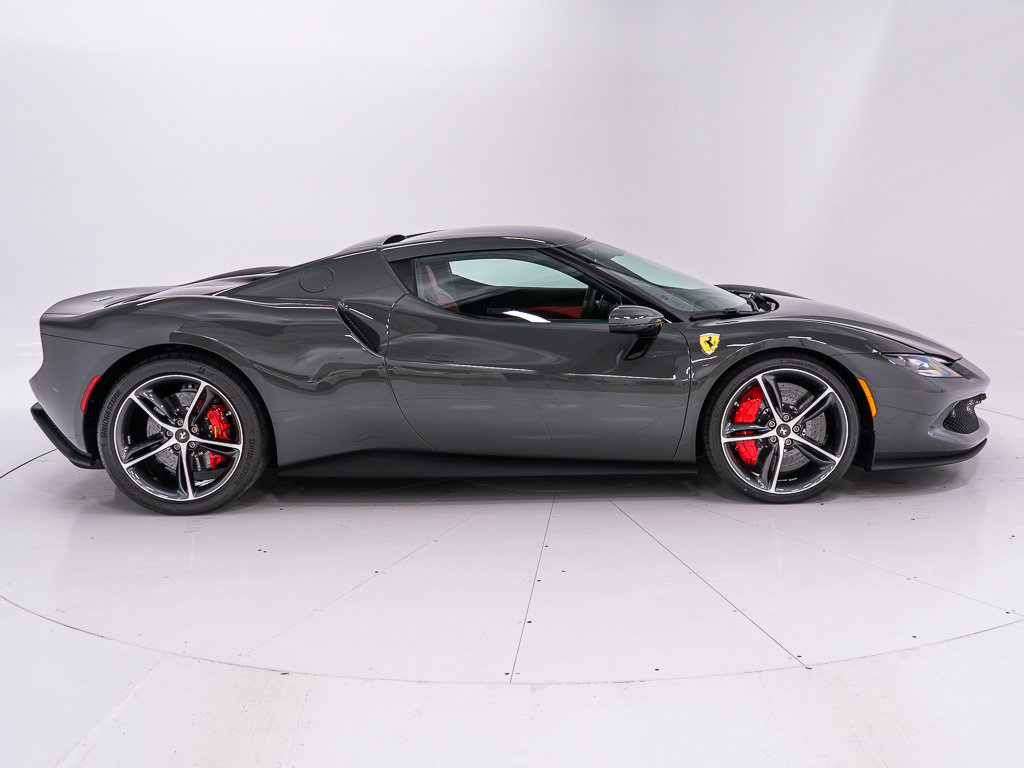 Used 2023 Ferrari 296 GTB RWD image 6