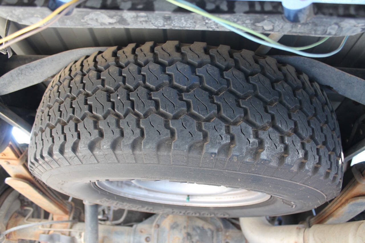 Used 1997 Dodge Ram 2500 Truck 2WD Club Cab image 26