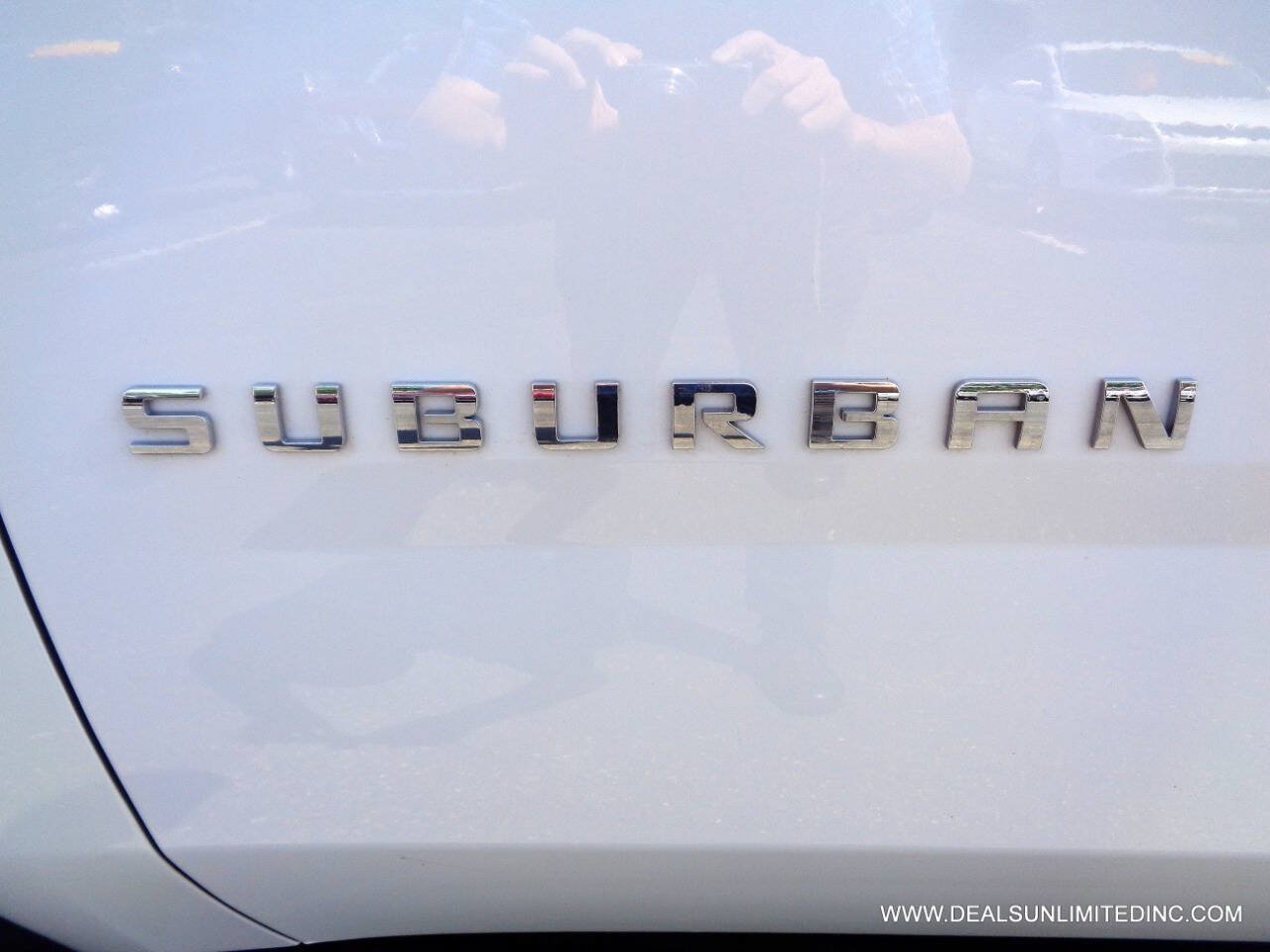 Used 2019 Chevrolet Suburban LT AWD/4WD image 5