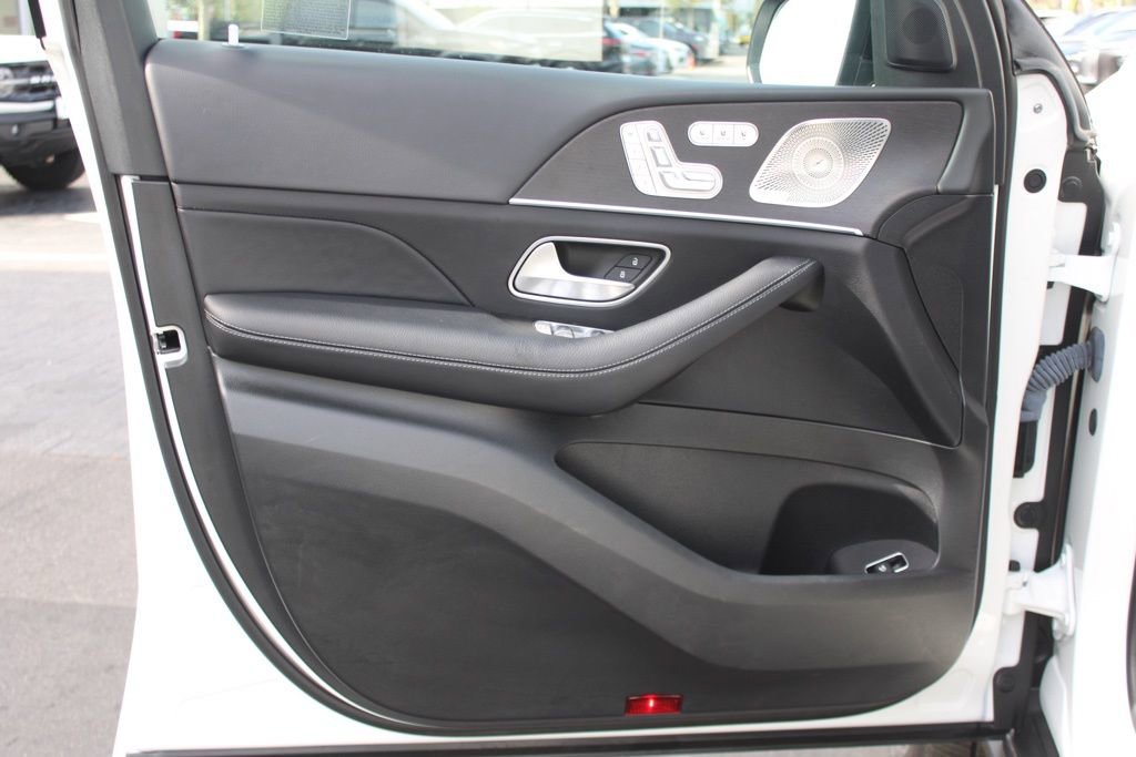 Certified 2023 Mercedes-Benz GLS 580 4MATIC image 12