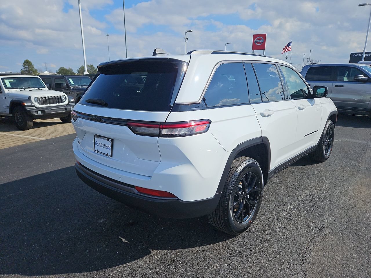 New 2026 Jeep Grand Cherokee Altitude AWD/4WD image 7