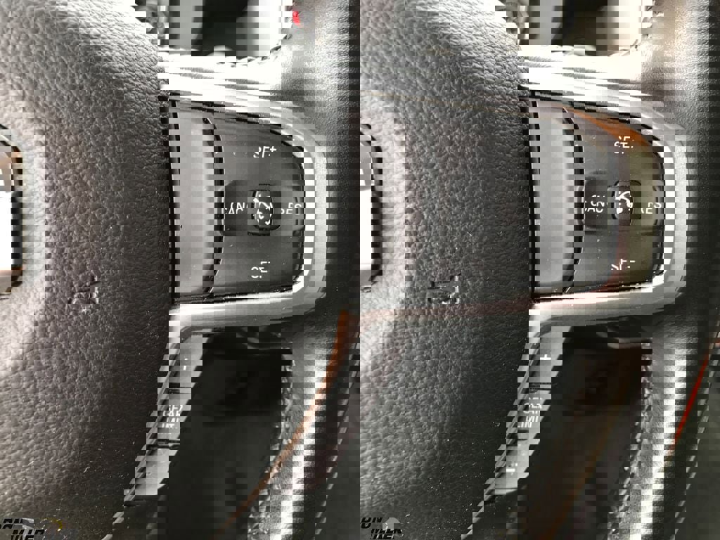 Certified 2022 RAM 1500 Big Horn image 16