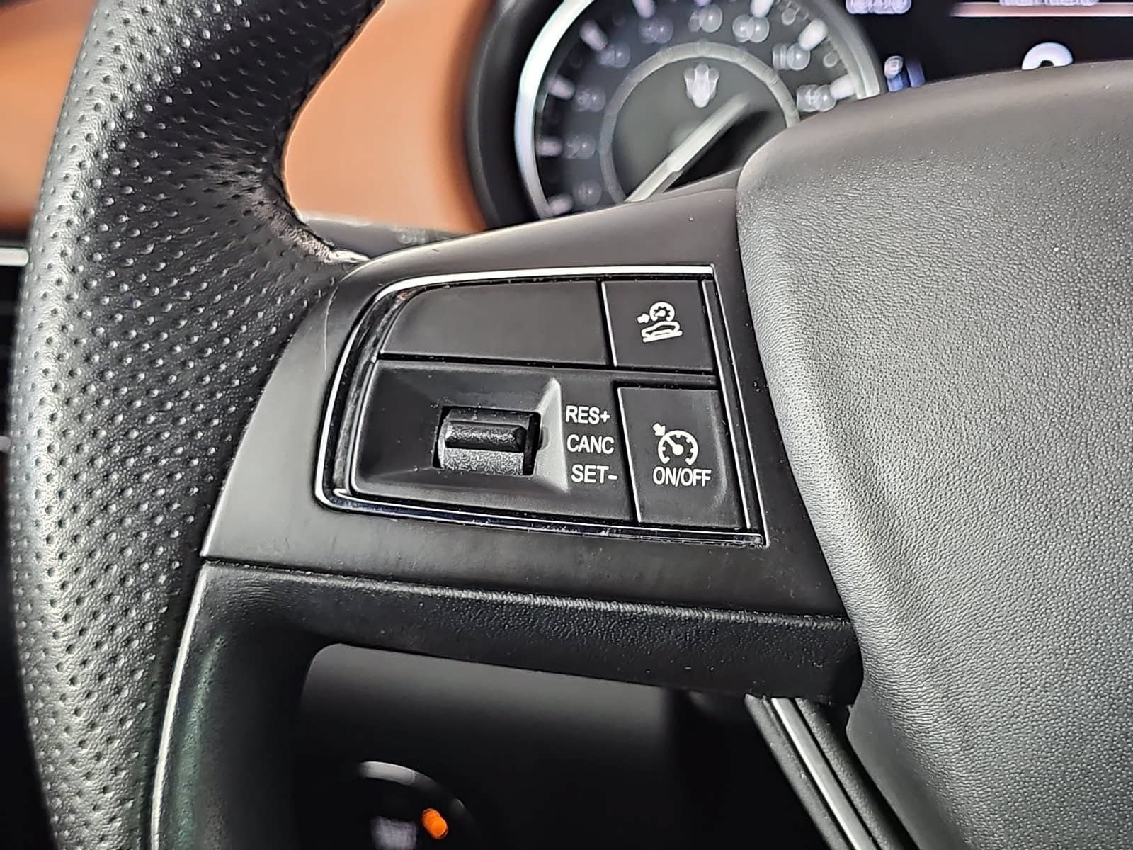 Used 2022 Maserati Levante Modena AWD/4WD image 16