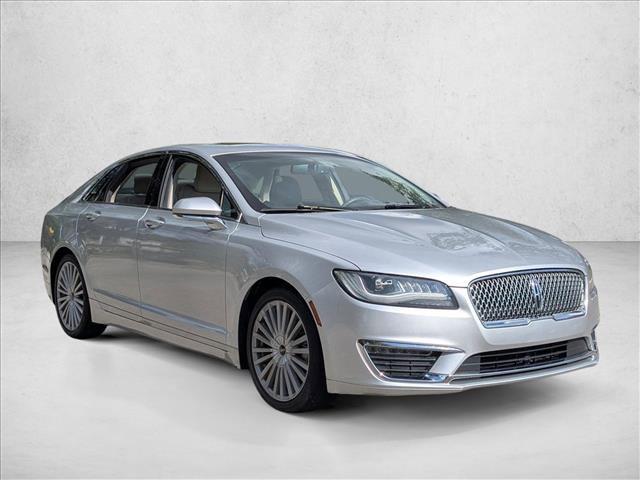 Used 2017 Lincoln MKZ Reserve image 3