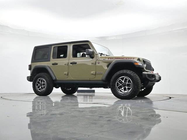 Used 2025 Jeep Wrangler Unlimited Rubicon w/ Safety Group image 31