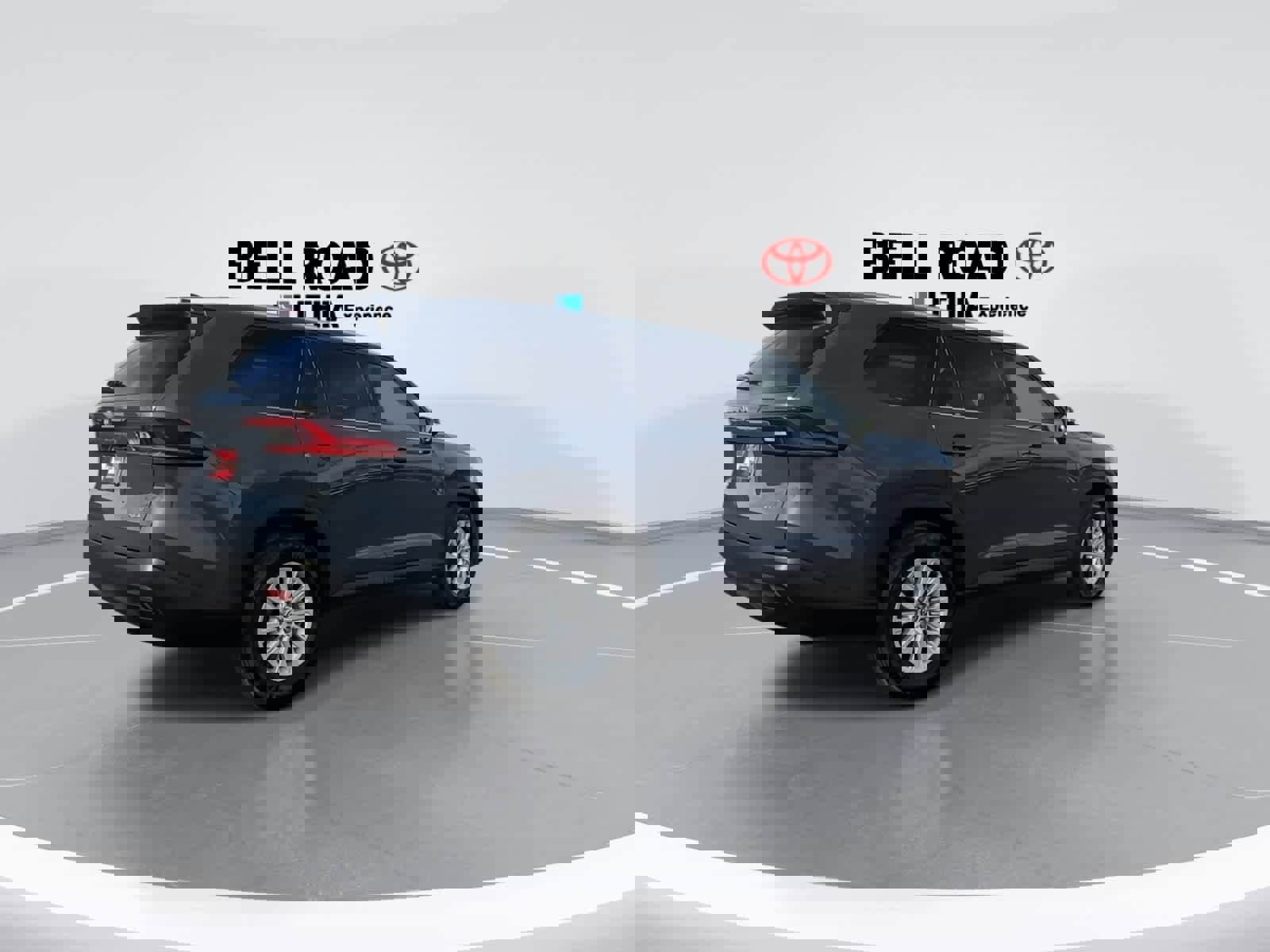 Used 2025 Toyota Grand Highlander AWD image 8