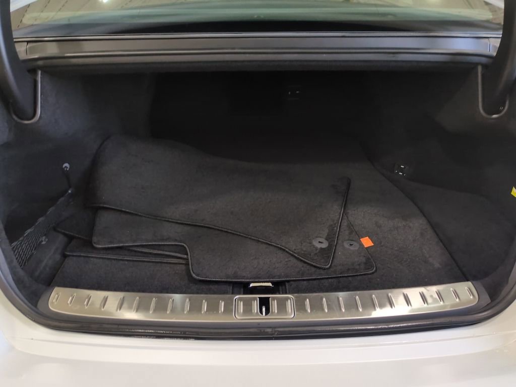 Certified 2023 Genesis G90 3.5T image 13